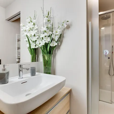 Feel The Charm And Luxury Of Prag